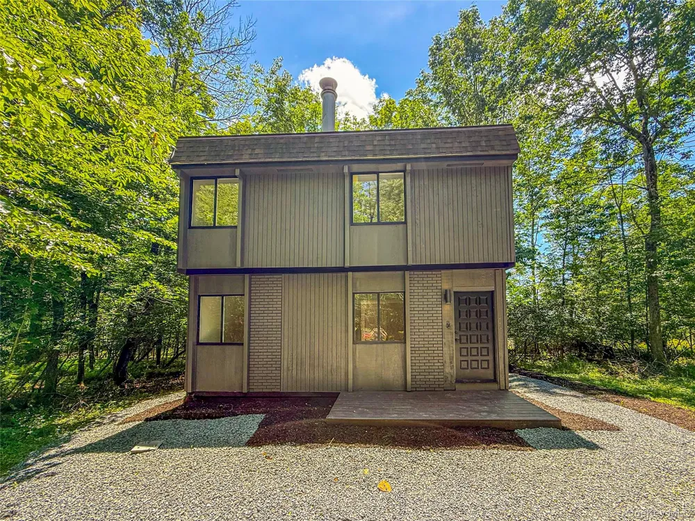 9 Lake Drive Parksville, NY 12768
