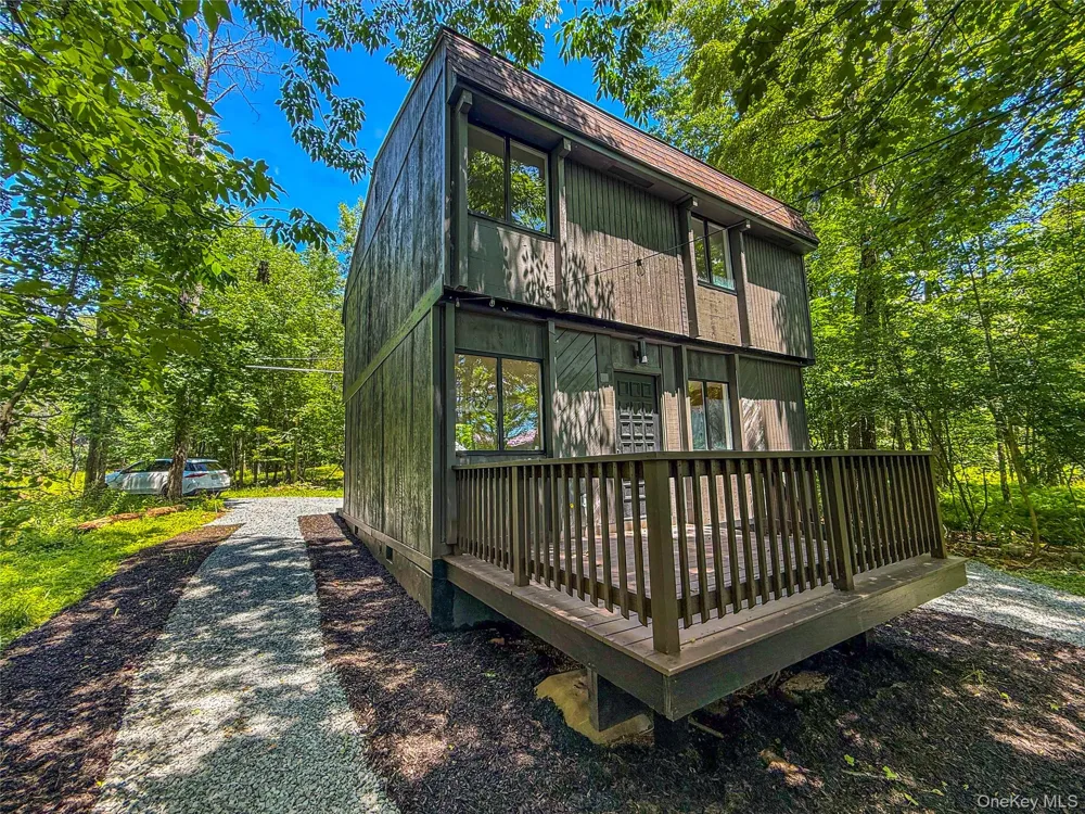 9 Lake Drive Parksville, NY 12768