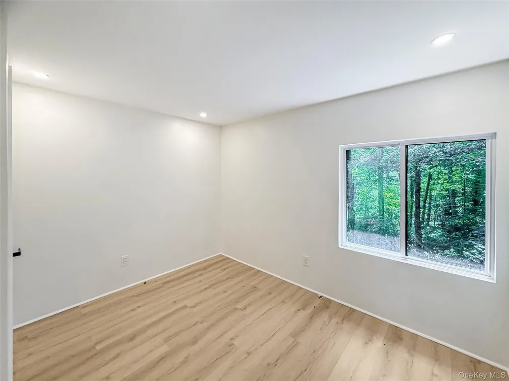 9 Lake Drive Parksville, NY 12768