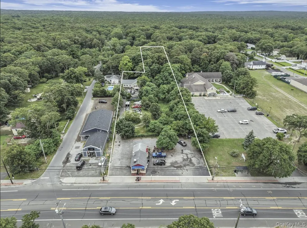669 Flanders Road Flanders, NY 11901