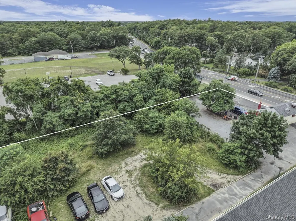 669 Flanders Road Flanders, NY 11901