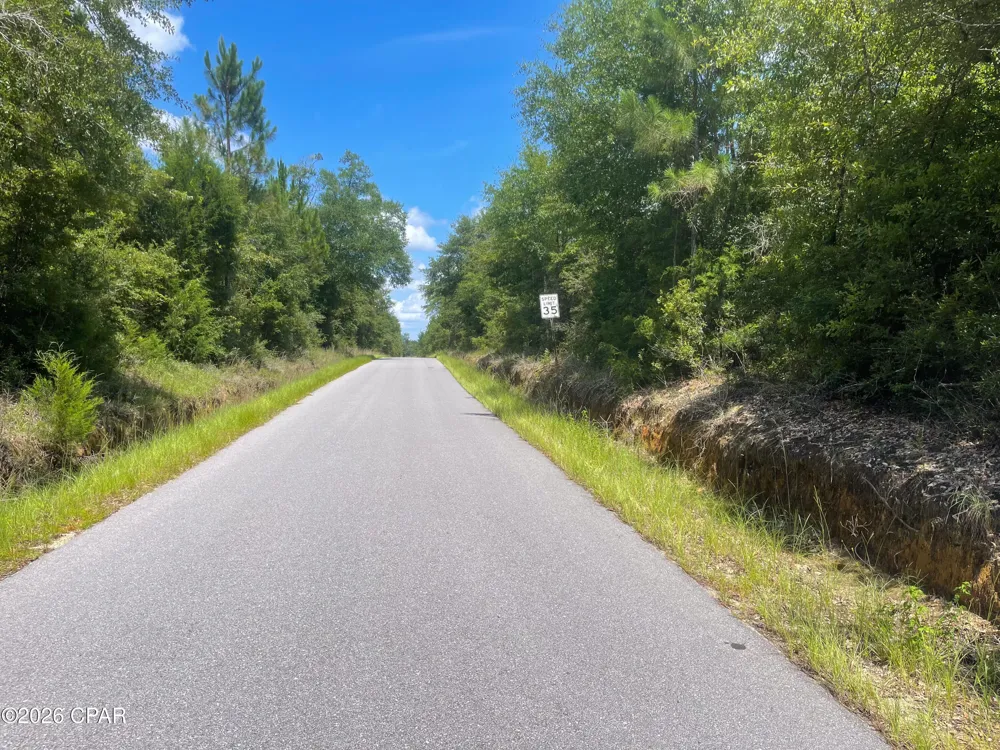 9 Bess Nook Road Bonifay, FL 32425