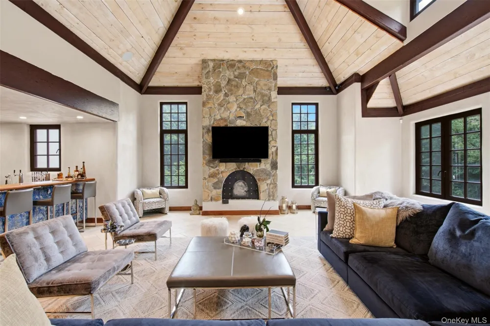 36 Spring Street Cold Spring Harbor, NY 11724