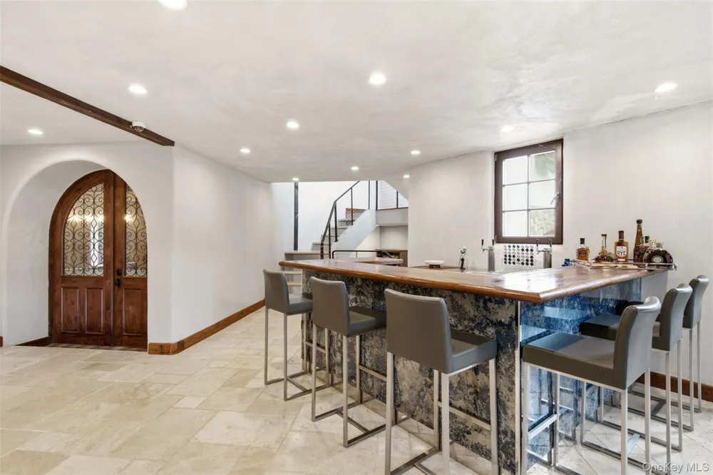 36 Spring Street Cold Spring Harbor, NY 11724