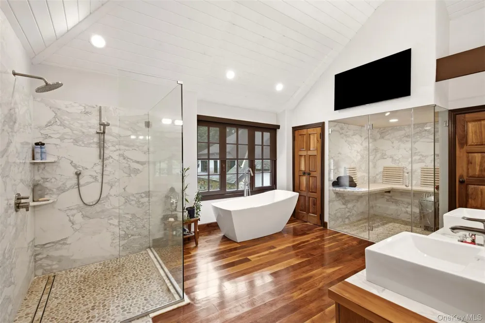 36 Spring Street Cold Spring Harbor, NY 11724