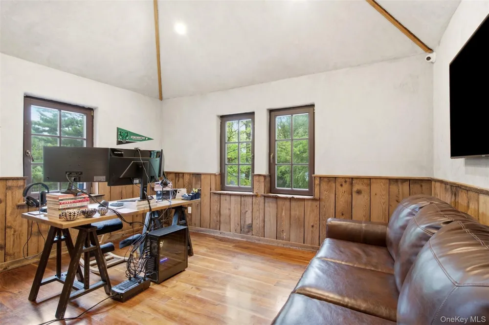 36 Spring Street Cold Spring Harbor, NY 11724