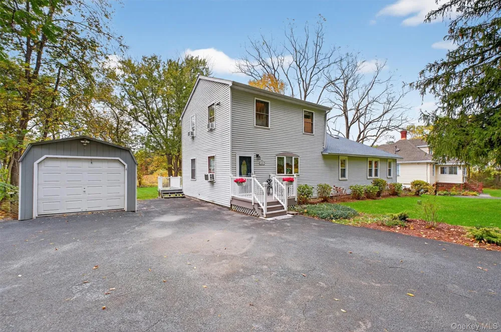 333 Canoe Hill Road Saugerties, NY 12477