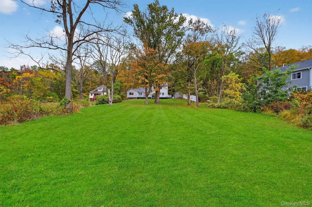 333 Canoe Hill Road Saugerties, NY 12477