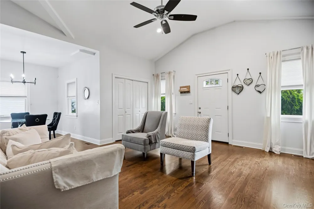 2978 Grand Boulevard Baldwin, NY 11510