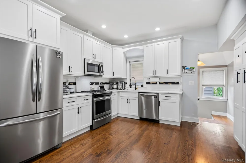 2978 Grand Boulevard Baldwin, NY 11510