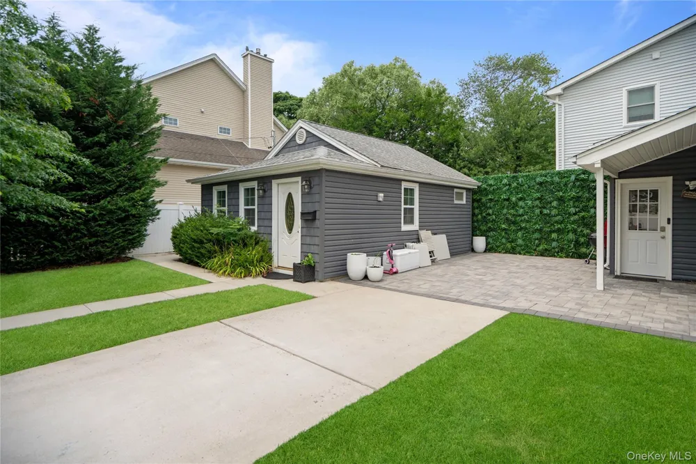 2978 Grand Boulevard Baldwin, NY 11510