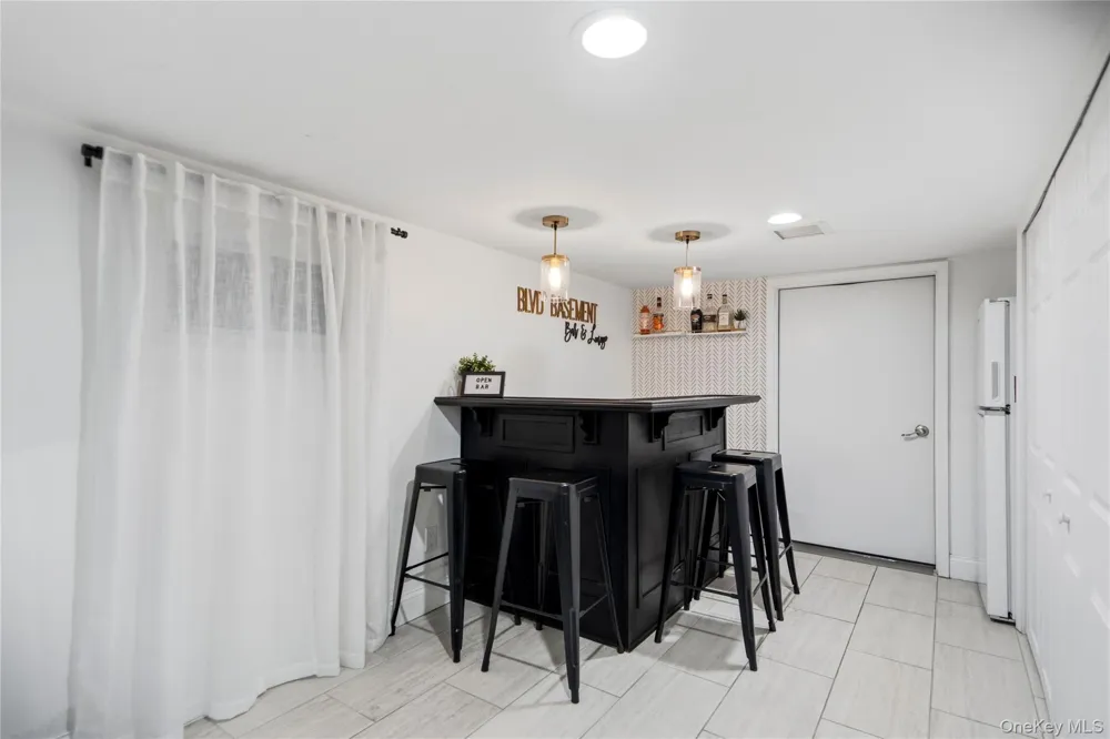 2978 Grand Boulevard Baldwin, NY 11510
