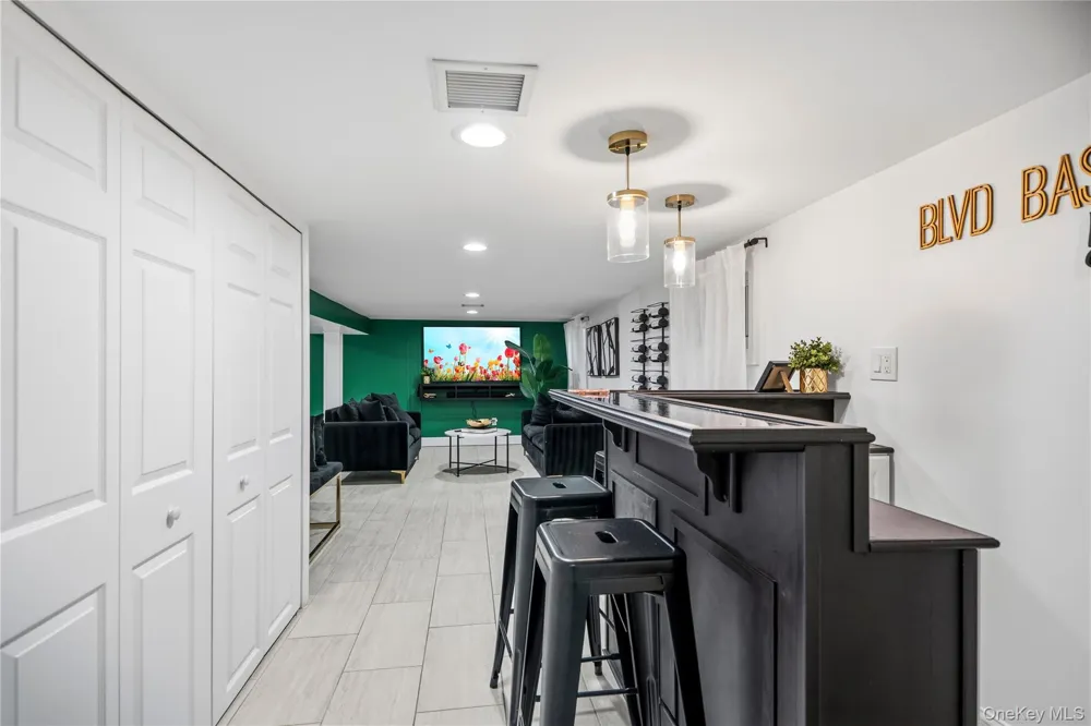 2978 Grand Boulevard Baldwin, NY 11510