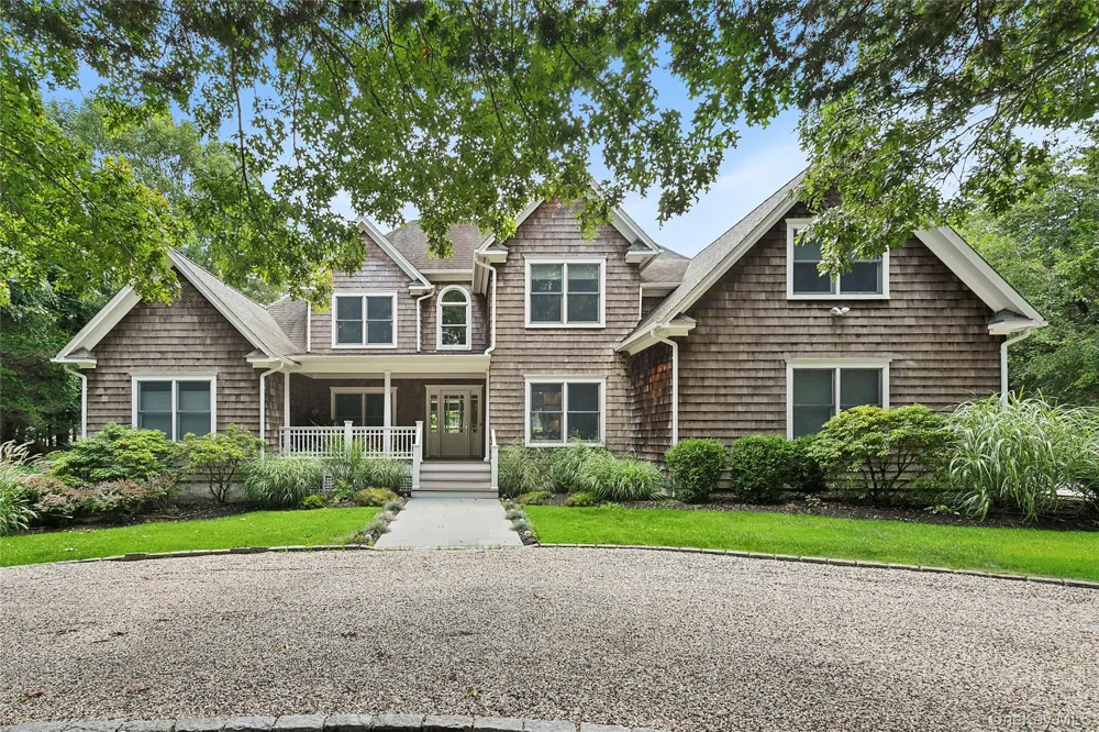 3470 Bayview Road Southold, NY 11971