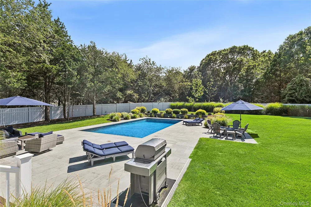 3470 Bayview Road Southold, NY 11971