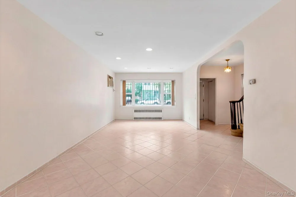 141-03 Hoover Avenue Briarwood, NY 11435