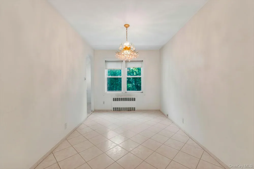 141-03 Hoover Avenue Briarwood, NY 11435
