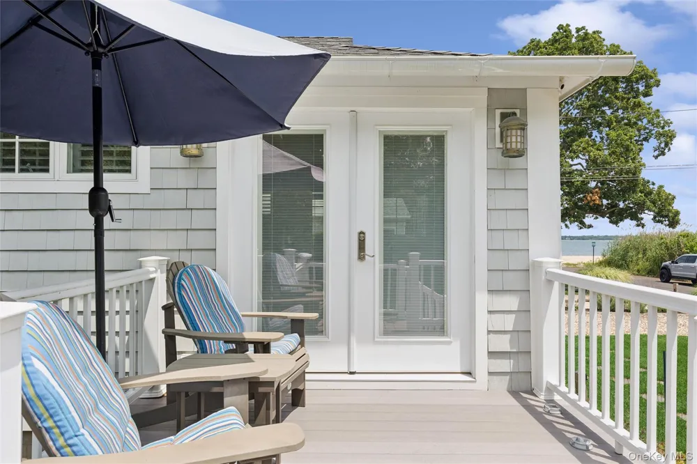 33 Bay Avenue Sag Harbor, NY 11963