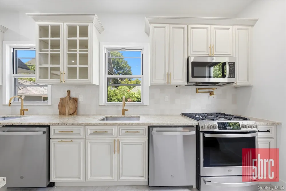 1205 Beverley Road Brooklyn, NY 11218