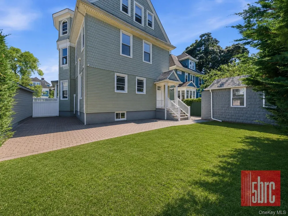 1205 Beverley Road Brooklyn, NY 11218
