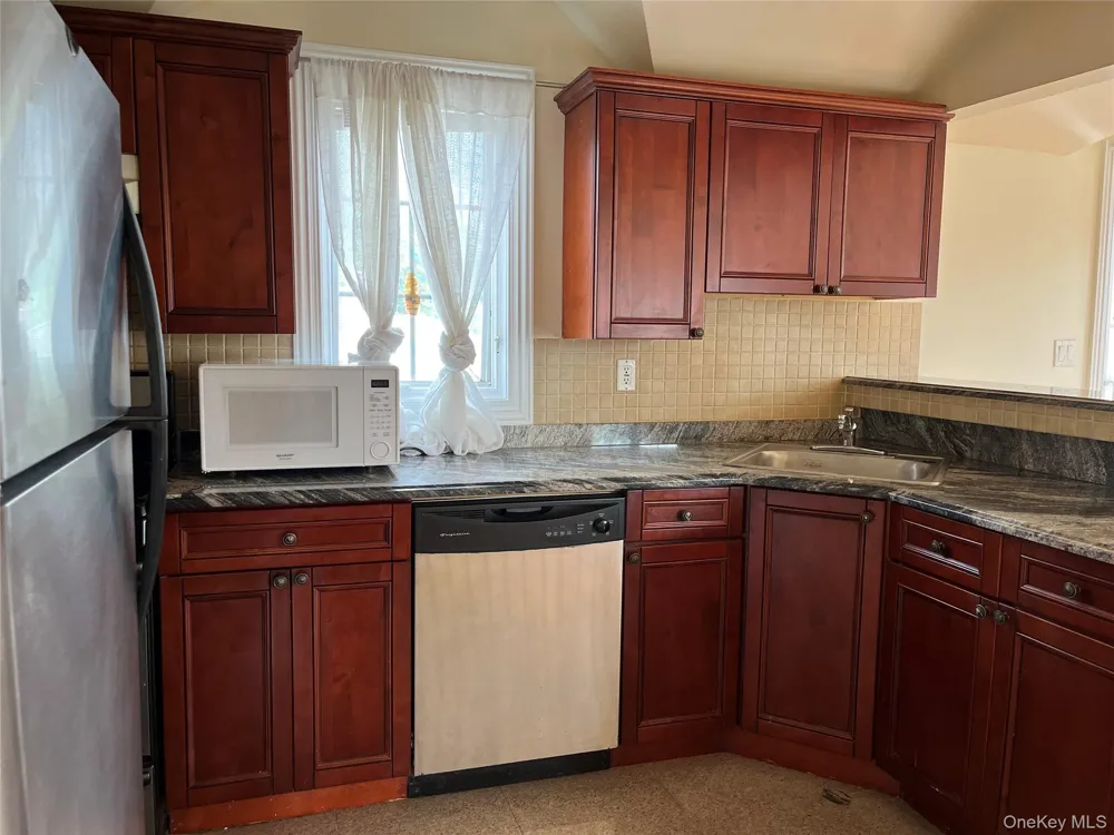27-07 Murray Lane #Second floor Flushing, NY 11354