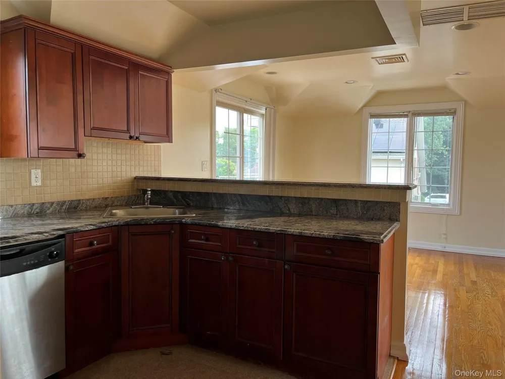 27-07 Murray Lane #Second floor Flushing, NY 11354