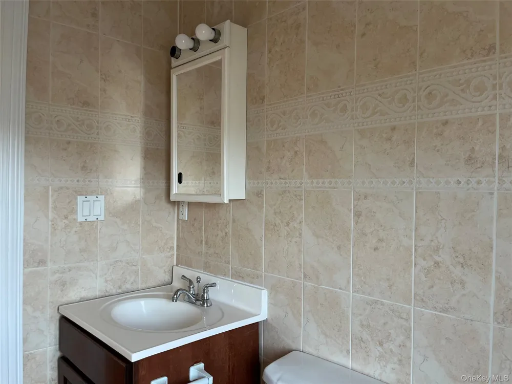 27-07 Murray Lane #Second floor Flushing, NY 11354