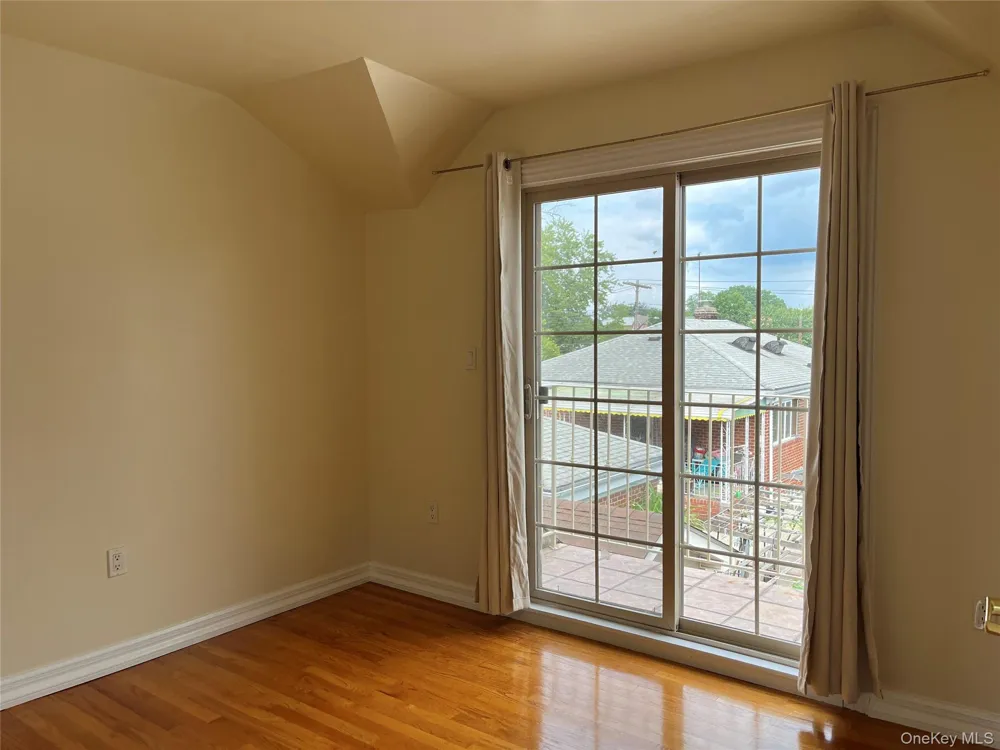 27-07 Murray Lane #Second floor Flushing, NY 11354