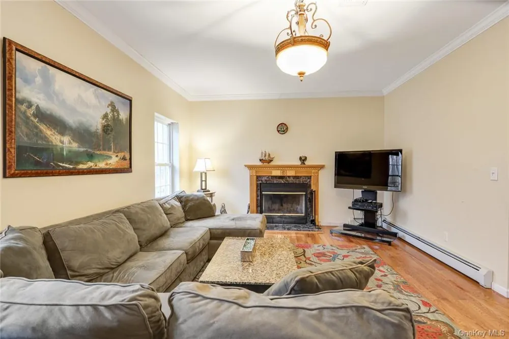 68 Cauthers Lane Woodridge, NY 12789