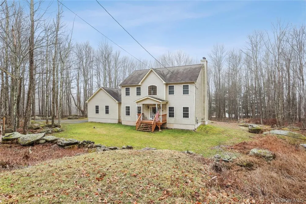 68 Cauthers Lane Woodridge, NY 12789
