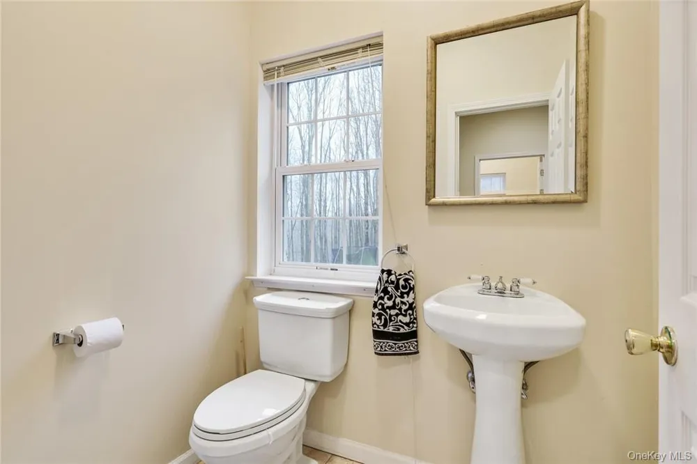 68 Cauthers Lane Woodridge, NY 12789