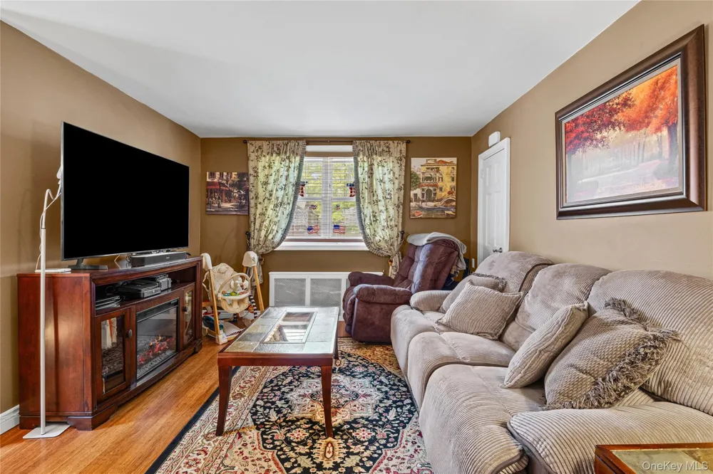 61-26 255th #upper Little Neck, NY 11362