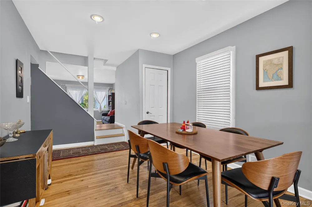120 Bert Avenue Carle Place, NY 11590