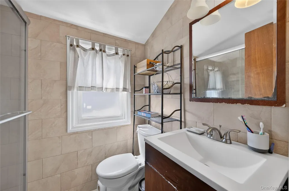 120 Bert Avenue Carle Place, NY 11590