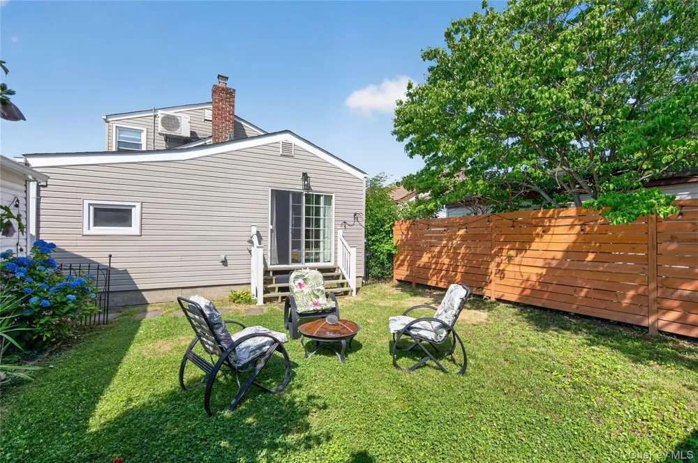 120 Bert Avenue Carle Place, NY 11590