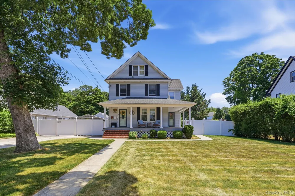 2381 Harrison Avenue Baldwin, NY 11510