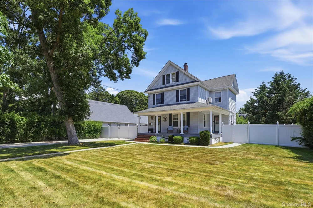 2381 Harrison Avenue Baldwin, NY 11510