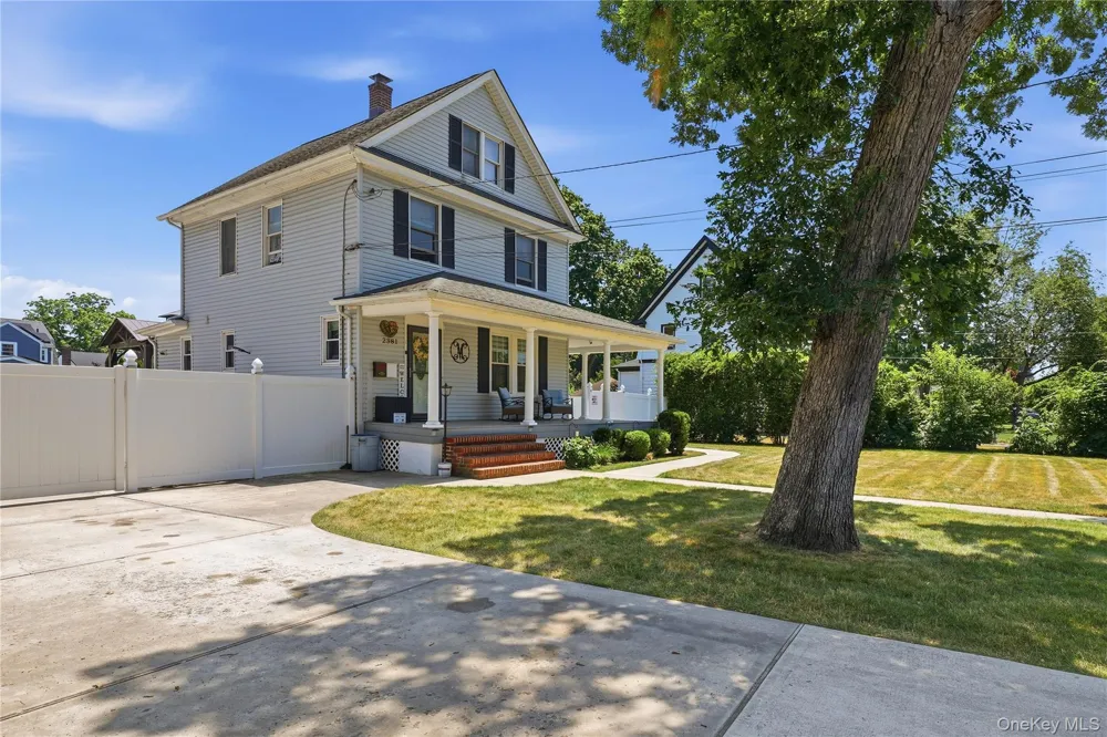 2381 Harrison Avenue Baldwin, NY 11510