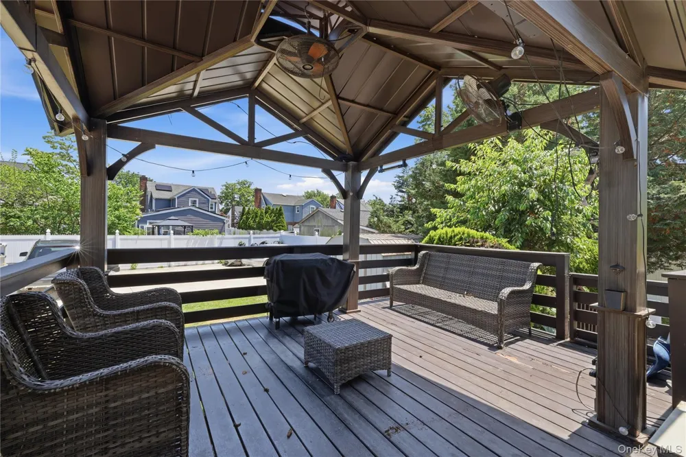 2381 Harrison Avenue Baldwin, NY 11510