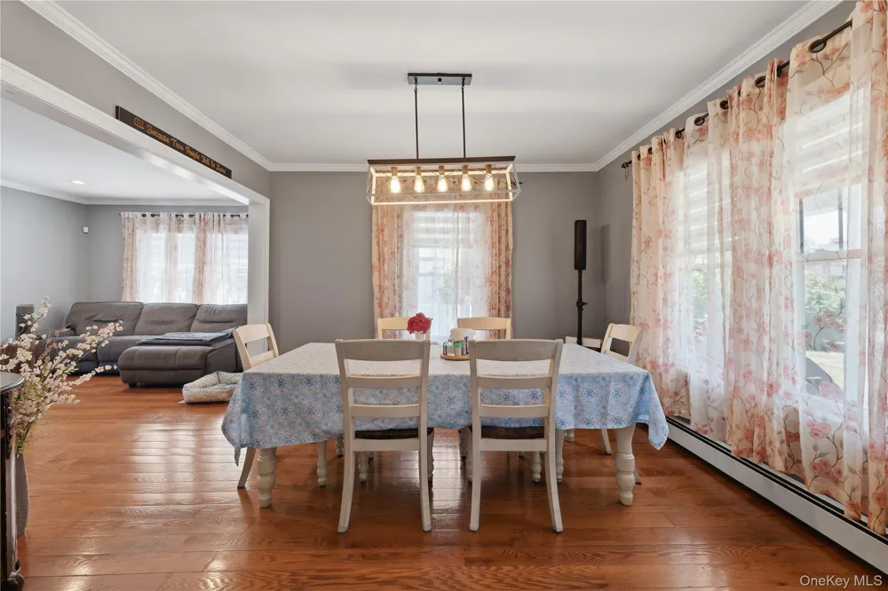 2381 Harrison Avenue Baldwin, NY 11510
