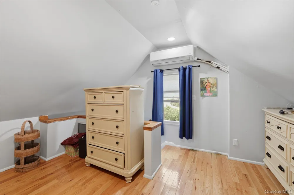 2381 Harrison Avenue Baldwin, NY 11510