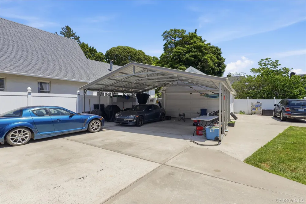 2381 Harrison Avenue Baldwin, NY 11510