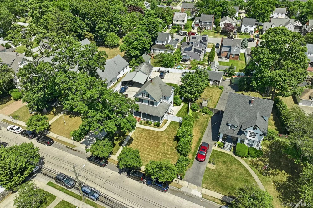 2381 Harrison Avenue Baldwin, NY 11510