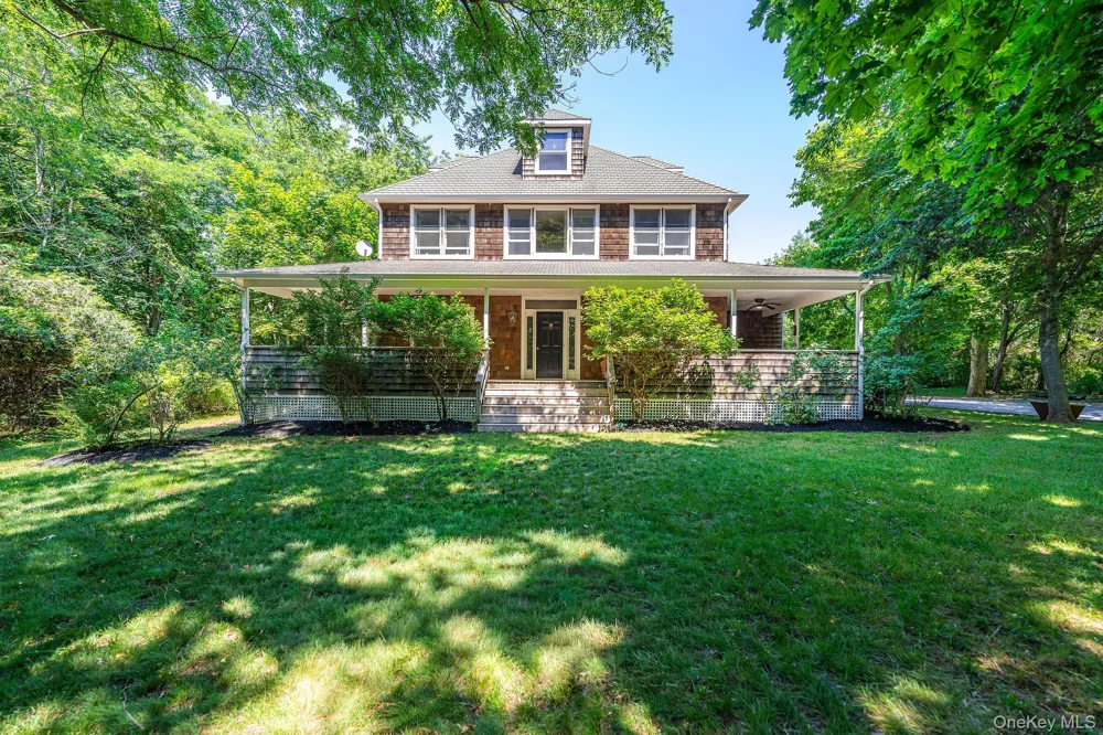 4408 Old North Road Southold, NY 11971