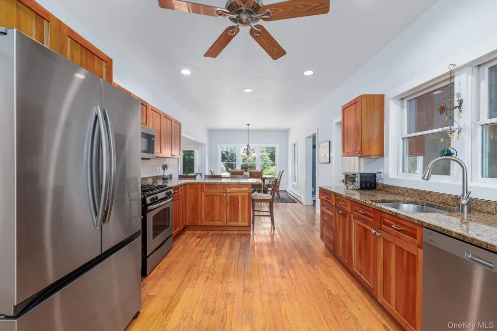 4408 Old North Road Southold, NY 11971