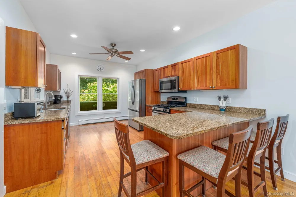 4408 Old North Road Southold, NY 11971