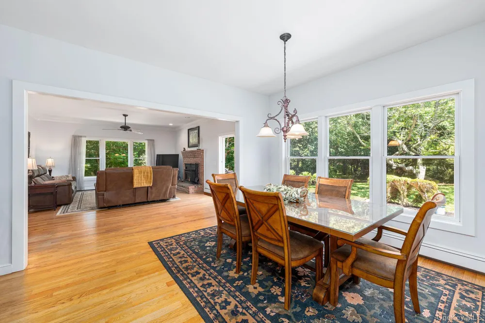 4408 Old North Road Southold, NY 11971