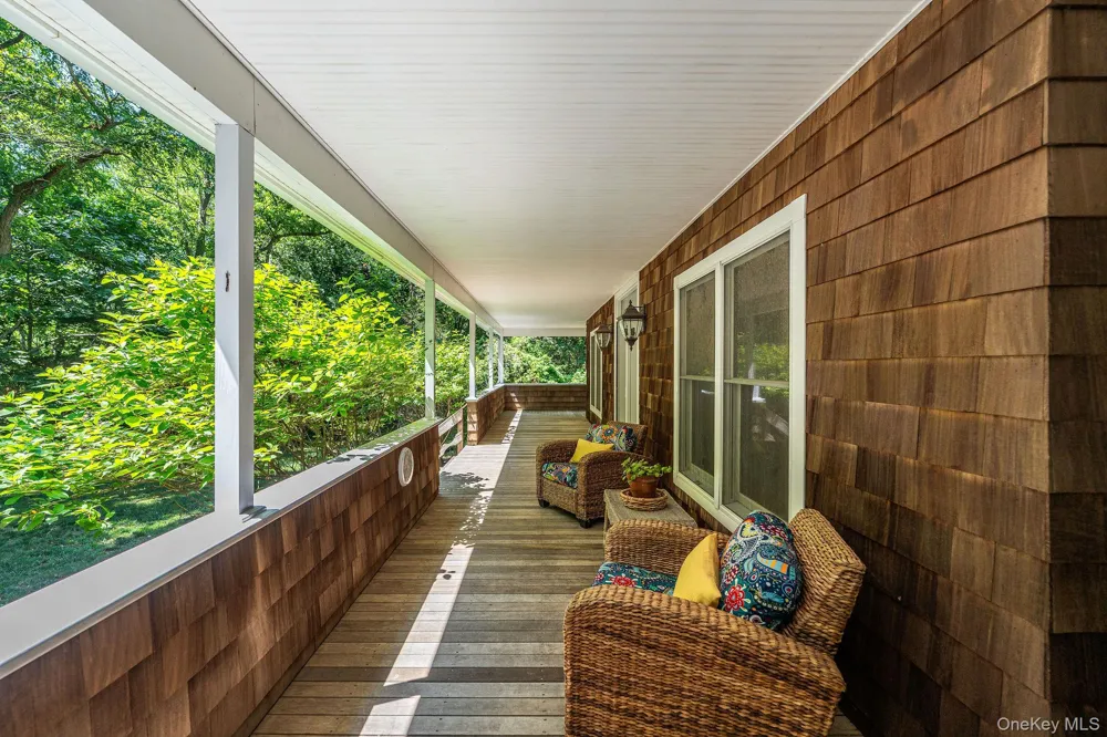 4408 Old North Road Southold, NY 11971