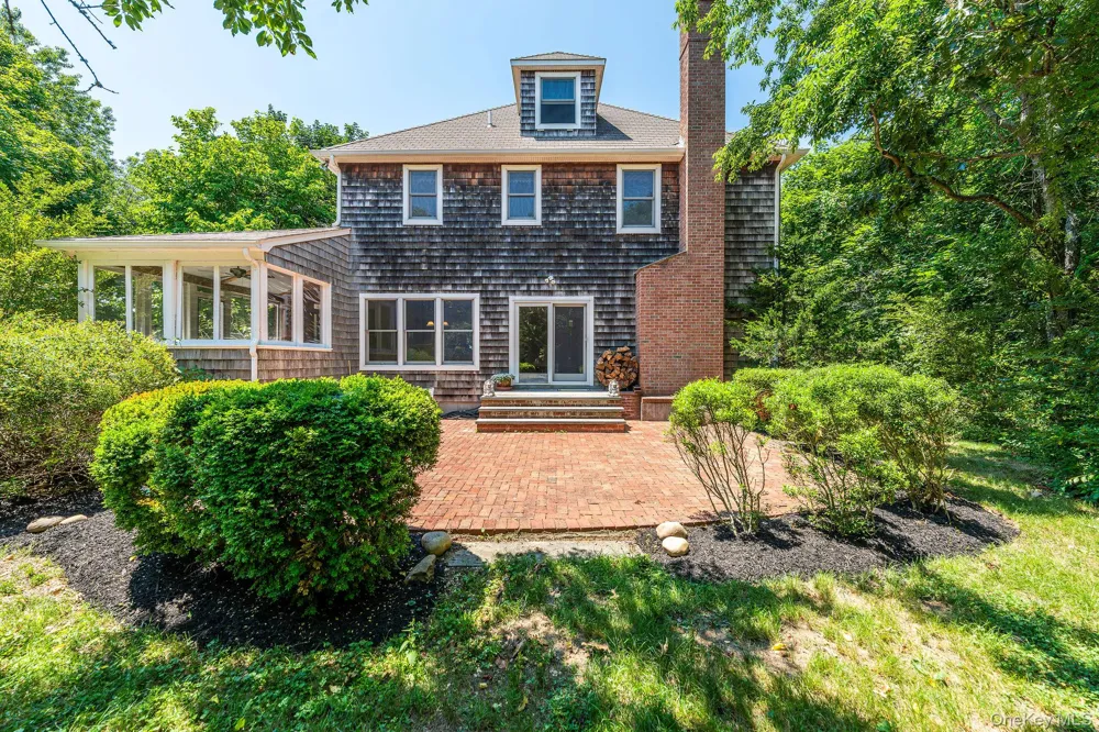 4408 Old North Road Southold, NY 11971