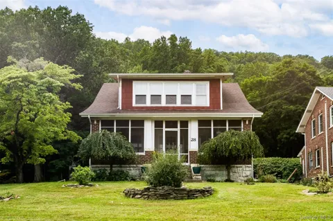 28 Hillside Avenue